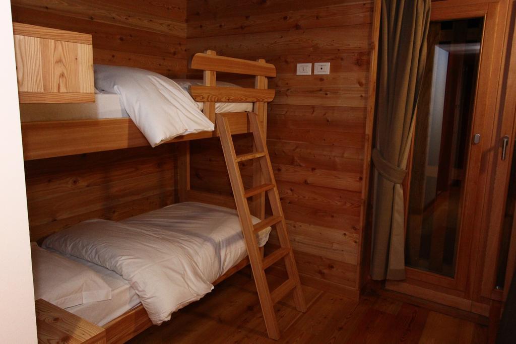 Pra De La Casa Bed & Breakfast Madonna di Campiglio Phòng bức ảnh