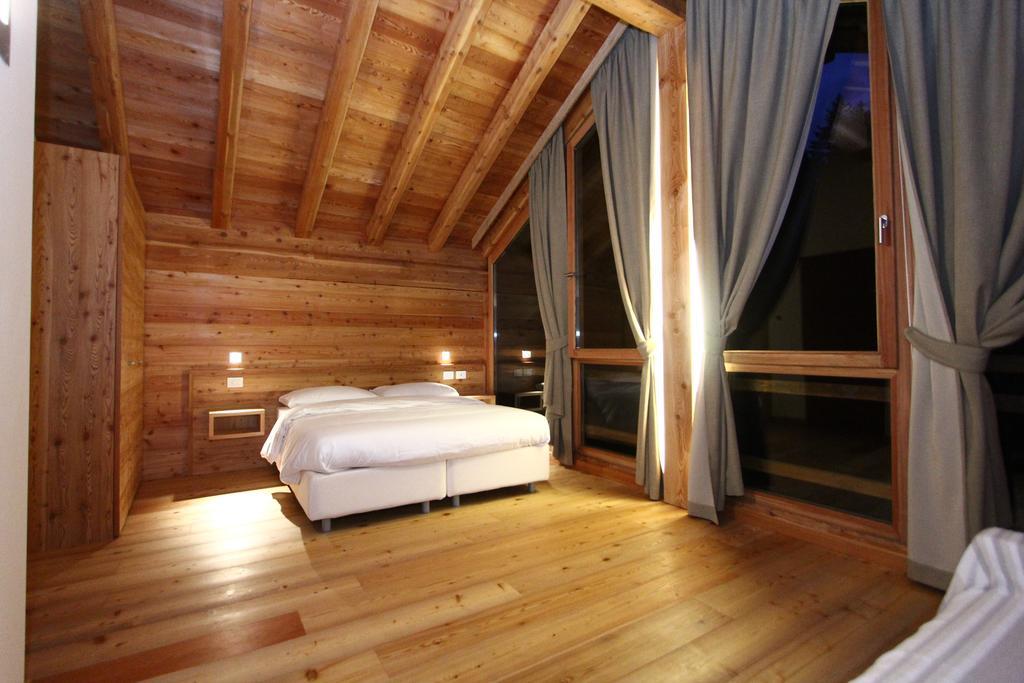 Pra De La Casa Bed & Breakfast Madonna di Campiglio Phòng bức ảnh