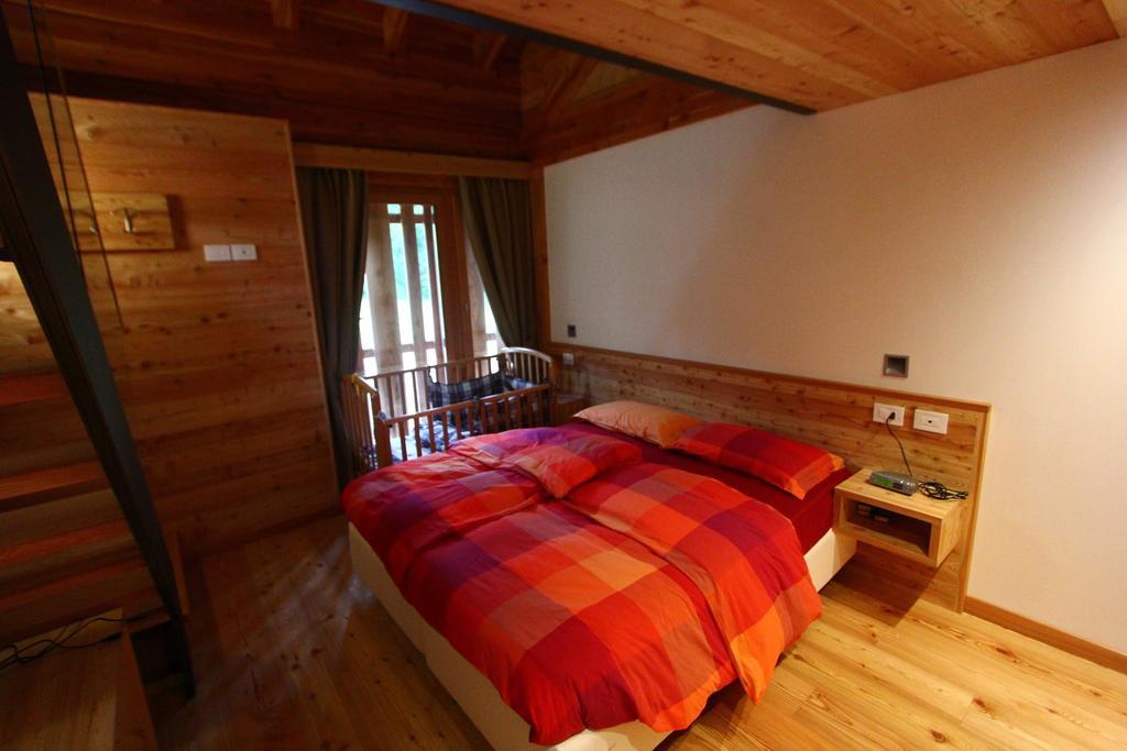 Pra De La Casa Bed & Breakfast Madonna di Campiglio Ngoại thất bức ảnh